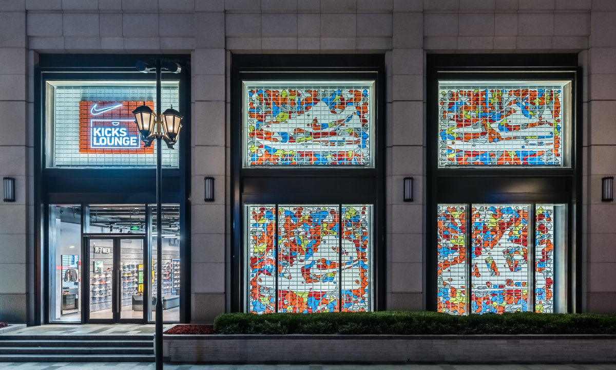 三家全新 Nike 体验店昨日落户上海静安