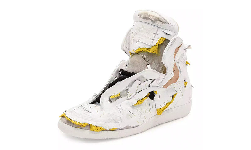 Maison Margiela 的这双 “破烂” 居然要价 $1,425 美元