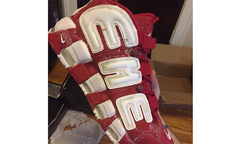 Supreme 和 Nike 联名的 Air More Uptempo 都 “放发霉” 了？