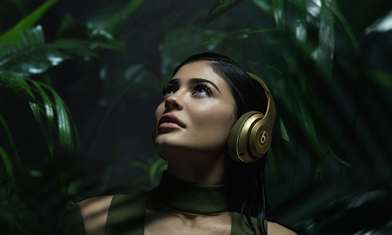 Balmain x Beats by Dr. Dre 合作款耳机释出