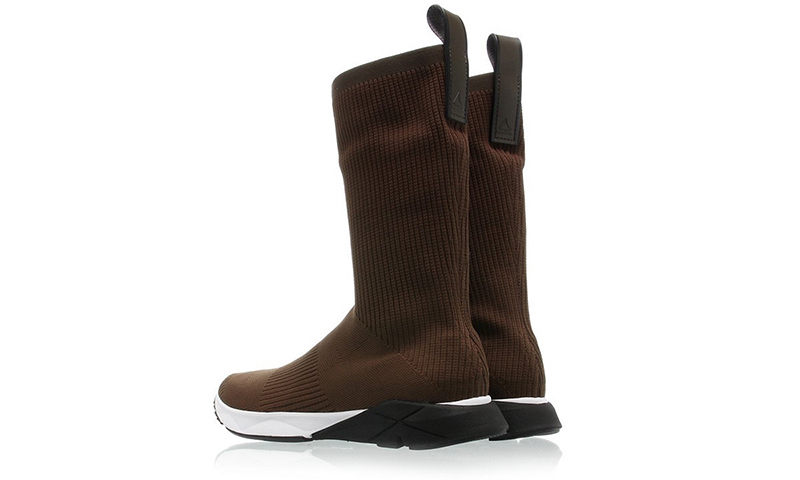 Reebok 为旗下 Sock Runner Ultraknit 带来全新配色设计 “Moss”