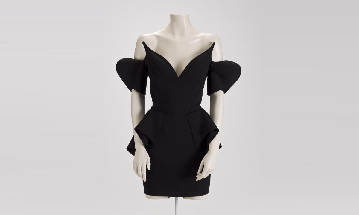 MoMA 百年时尚展览《Items: Is Fashion Modern?》将于秋季开幕