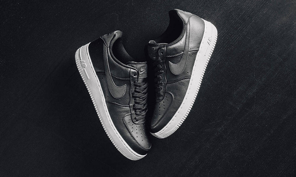 Nike Air Force 1 ‘07 Premium 重现经典黑白配色