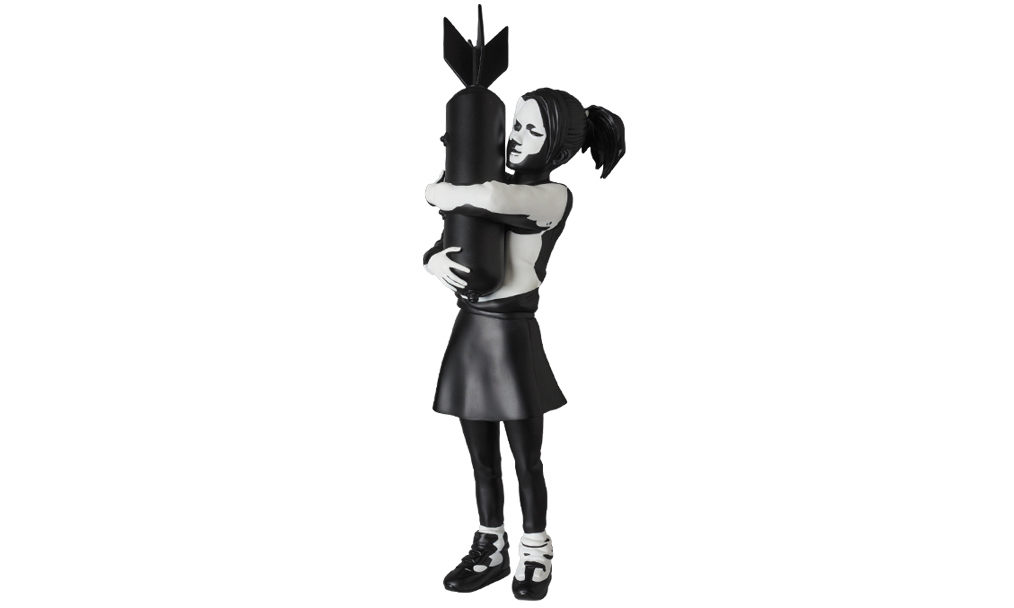 MEDICOM TOY 释出 Banksy Bomb Hugger 原色玩偶