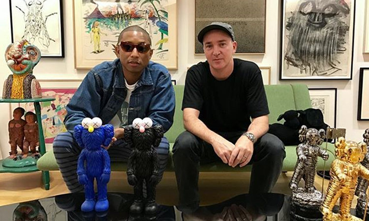 Pharrell 公开 KAWS x MoMA x MEDICOM TOY  搪胶公仔
