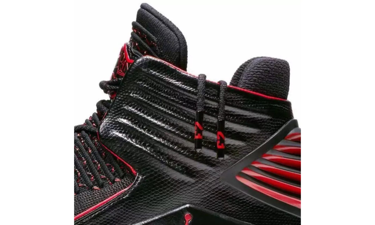 秉承经典血统，Air Jordan XXXII 首张谍照曝光