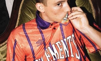 你能认出几个球衣原型？Les Vêtements de Football 最新系列开售