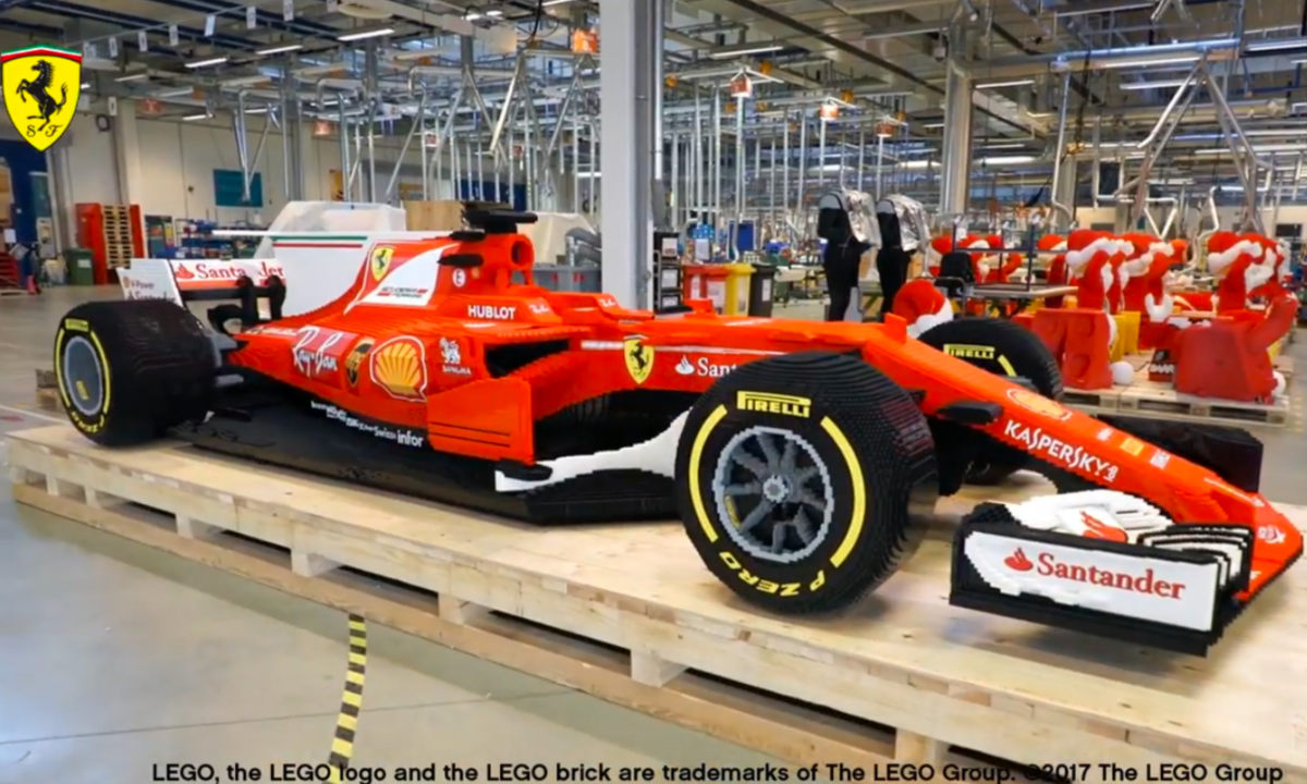 还有什么不可能？LEGO 用 35 万块积木拼出法拉利 F1