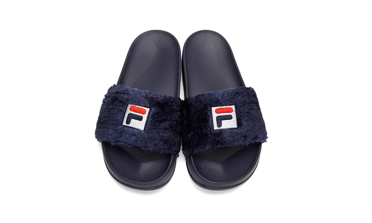 FILA 与时装品牌 Baja East 带来一组联名版拖鞋