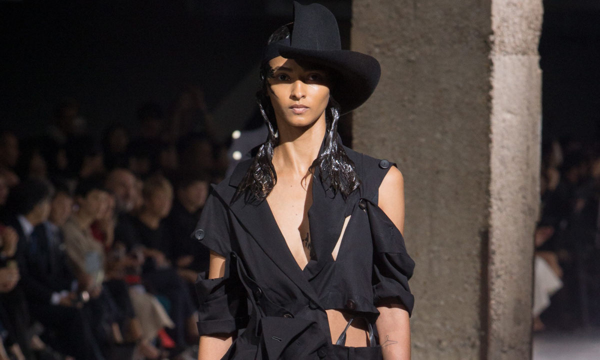 Yohji Yamamoto 2018 春夏成衣系列秀场直击