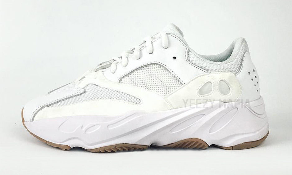 YEEZY Wave Runner 700 人气新配色曝光