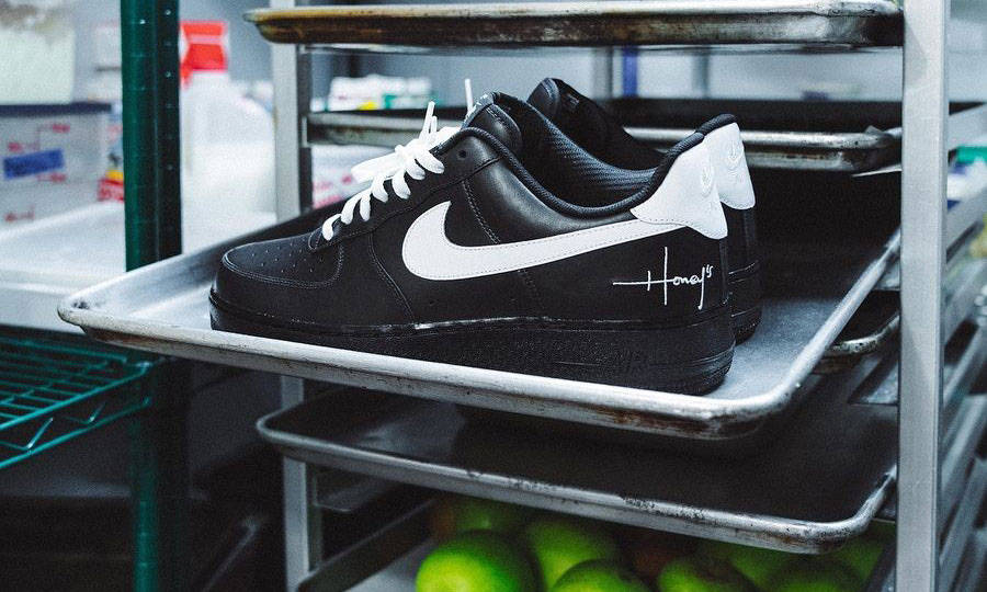 Honey’s 的员工将拥有 Nike 为其打造的 Air Force 1 专属配色