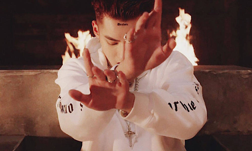 吴亦凡 x Travis Scott 新单《Deserve》MV 正式发布