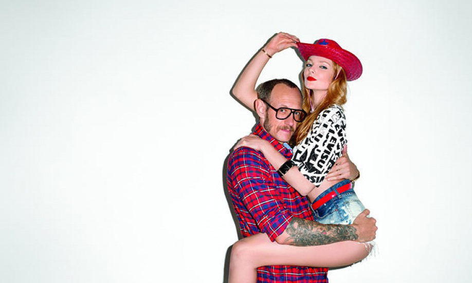 性侵代价大,《ELLE》紧急更换摄影师取代 Terry Richardson