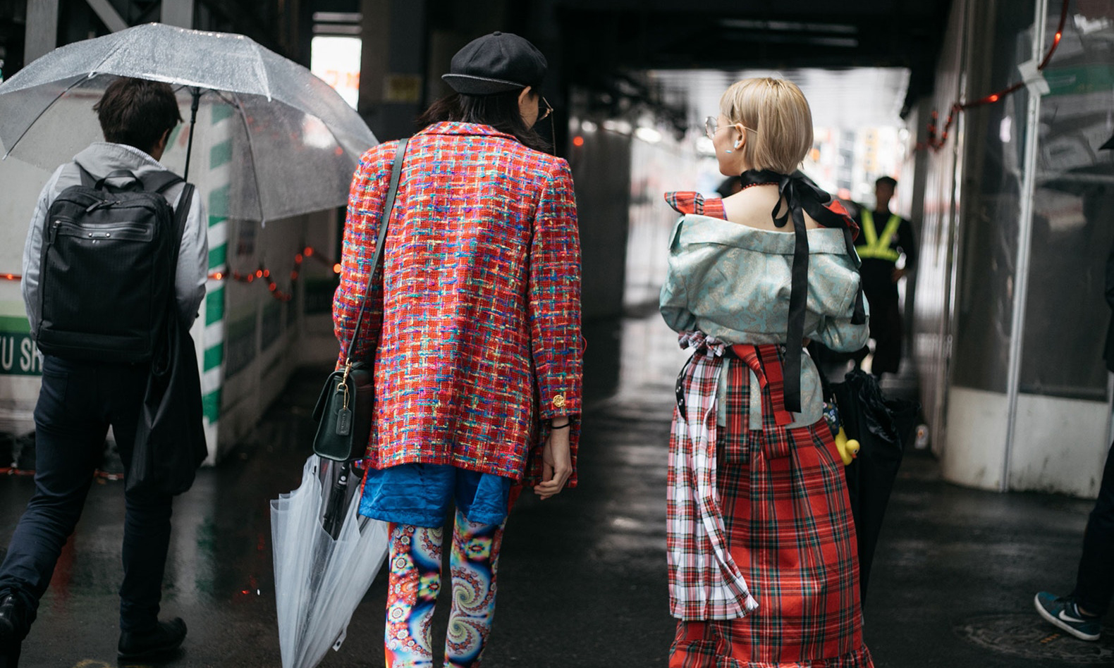 来看看东京时装周上的最佳 Street Style 吧