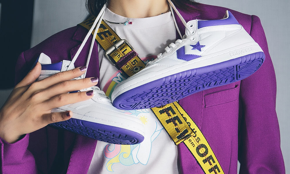 从球场出来的这双 Converse ，该怎样穿出街头感觉？