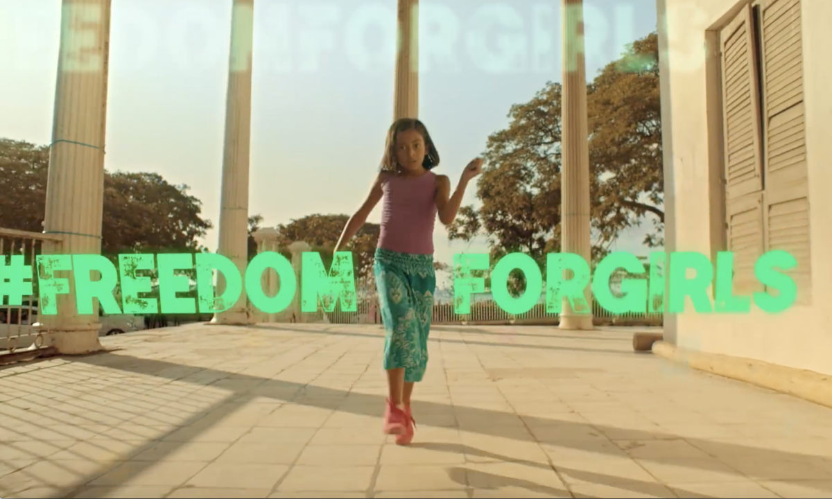 全世界爱唱跳的女孩都在 Beyoncé 的《Freedom》MV 中