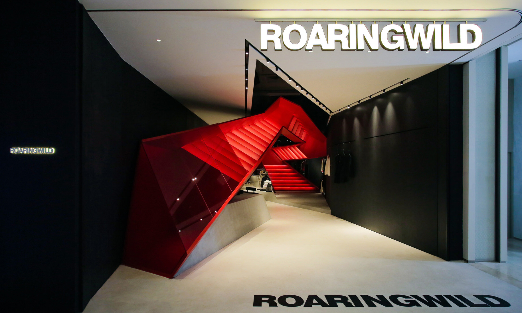 原创潮流力量 ROARINGWILD 首间实体门店正式开业