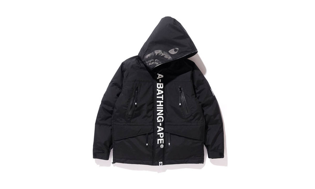 A BATHING APE® 发布 HIGH-TECH ARMY 系列