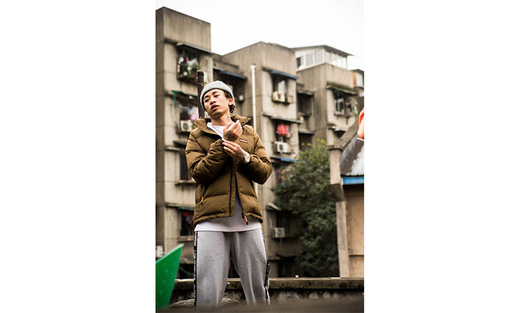 X-LARGE® x WLID THINGS 联名系列正式发布
