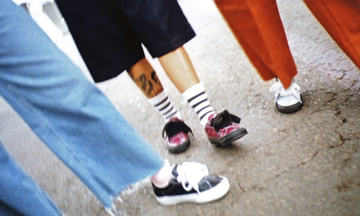 MadeMe 与 X-girl 重新带回 Vans 旗下经典的 Wally 鞋款