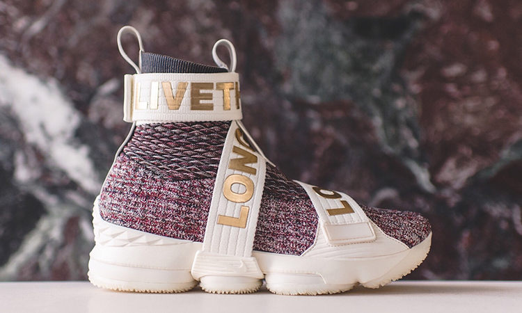 Ronnie Fieg 展示 KITH x Nike LeBron 15 的三种穿法