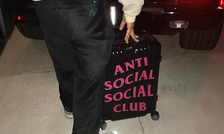 Anti Social Social Club x RIMOWA 联名款旅行箱曝光