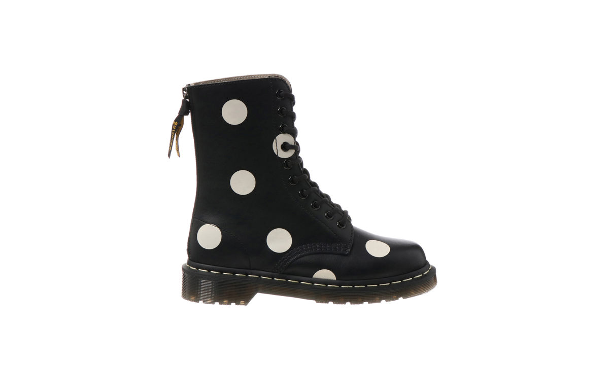 Y’s x Dr.Martens 推出 10 孔马丁靴