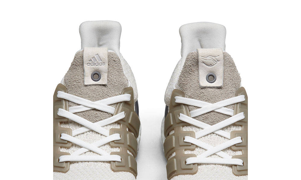 Social Status x Sneakersnstuff x adidas Consortium 打造三方联乘款 Ultra Boost