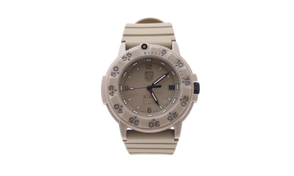 WTAPS 联手 Luminox 打造军事风腕表