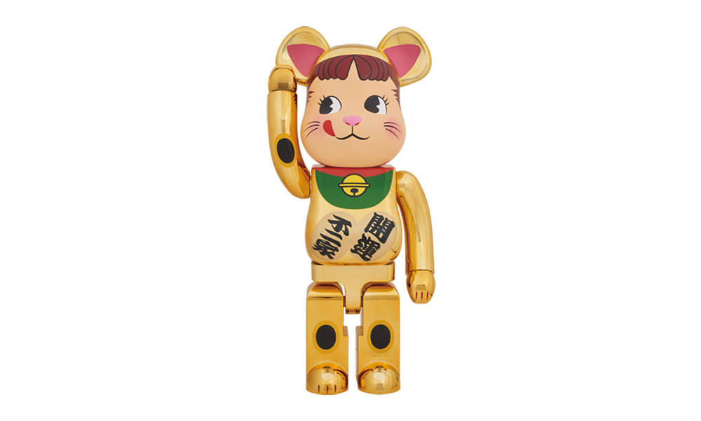 不二家 x MEDICOM TOY 打造联乘款 BE@RBRICK 玩偶