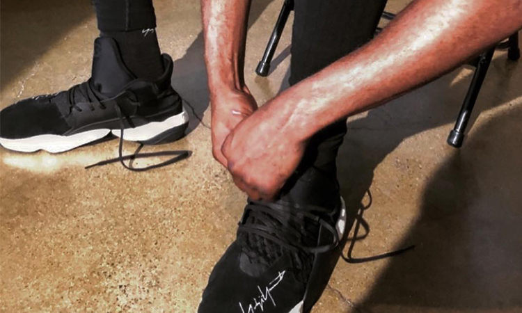 James Harden 与 Y-3 全新联名鞋款曝光