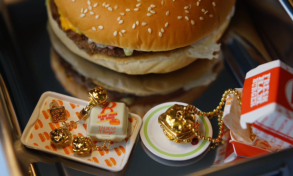 TAUKAP Jewelry Studio 出品迷你街拍及黄金汉堡配饰