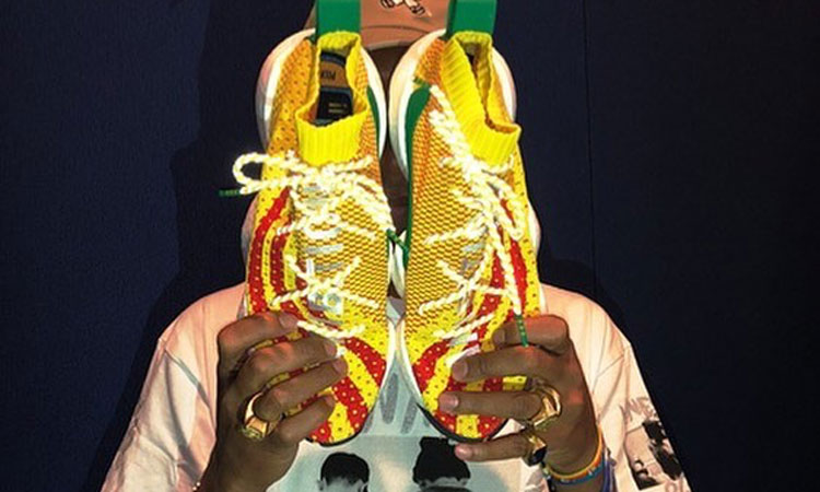 Pharrell Williams 亲自展示 adidas Crazy BYW 全新联名设计