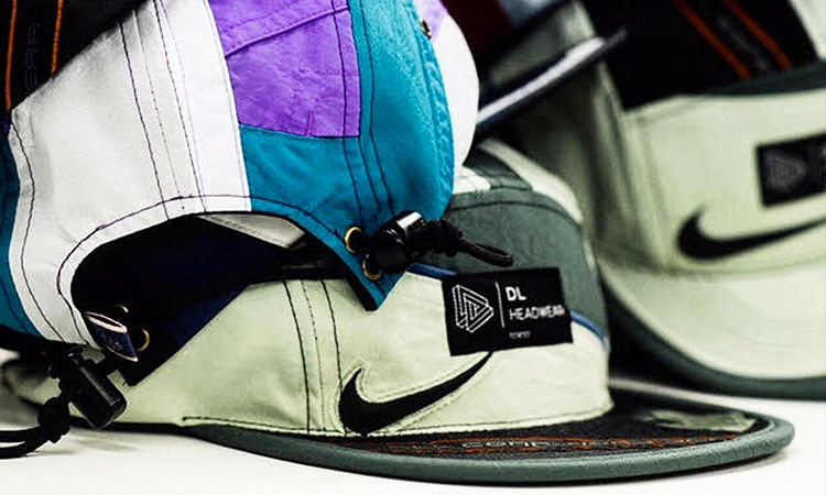 atmos 这组联名把古著 Nike 夹克做成了帽子