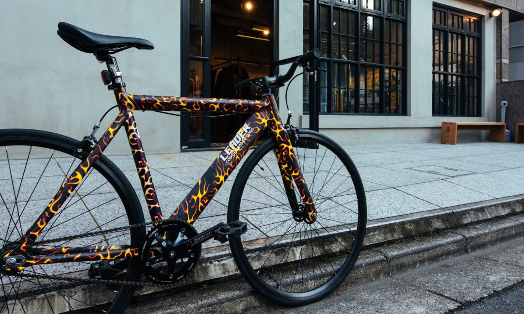 Cootie 携手 LEADER BIKE 推出联名单速车