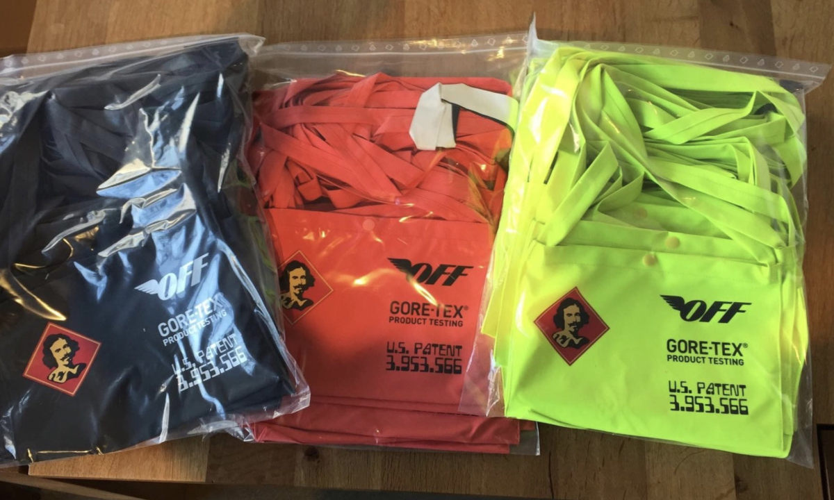 Off-White™ x GORE-TEX® 秀场限定斜挎包即将限量发售