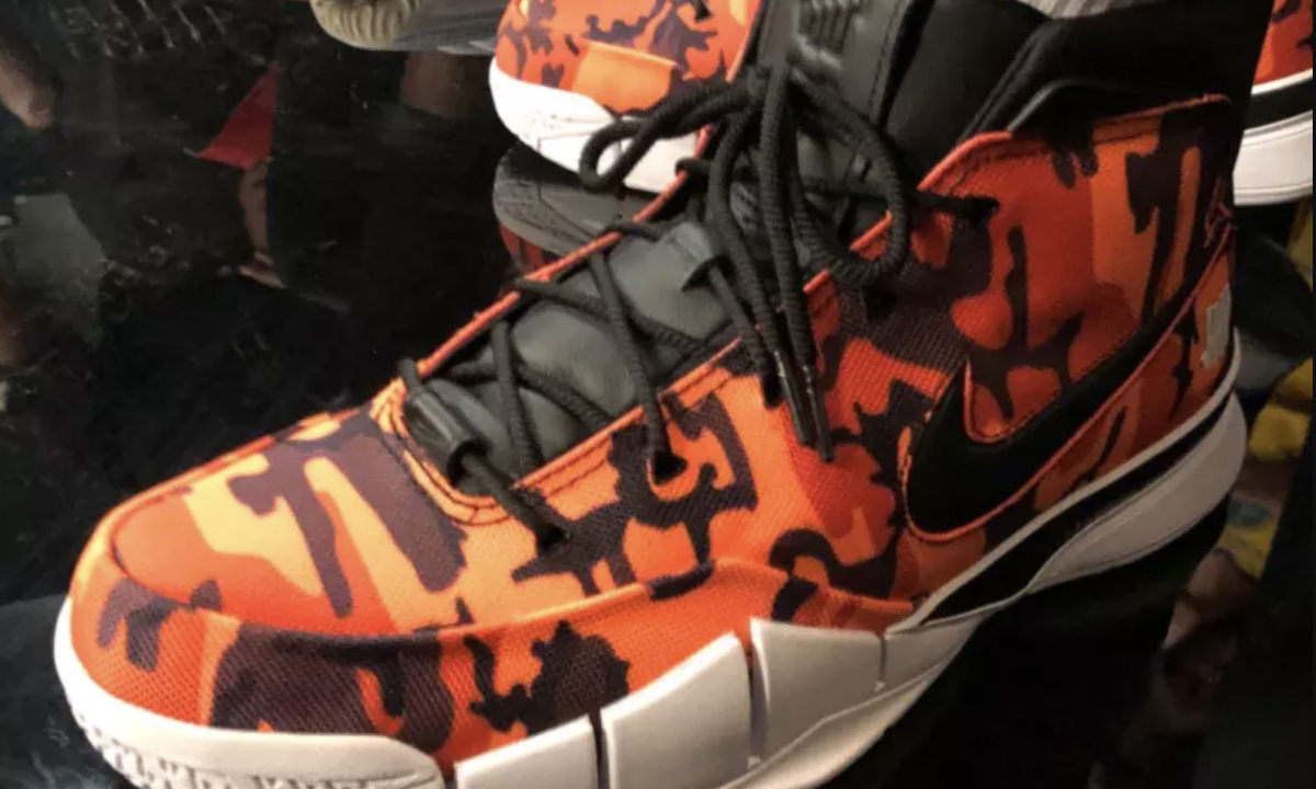 Devin Booker 上脚 UNDEFEATED x Nike Zoom Kobe 1 太阳队专属配色