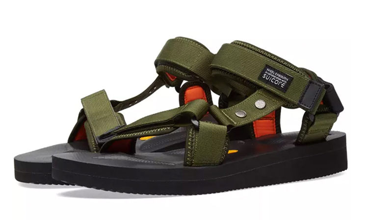 传奇品牌 Nigel Cabourn 与 SUICOKE 打造联名凉鞋