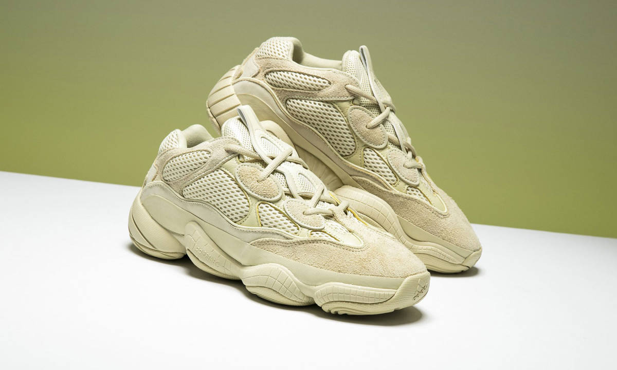 近赏 Yeezy 500 “Super Moon Yellow” 配色