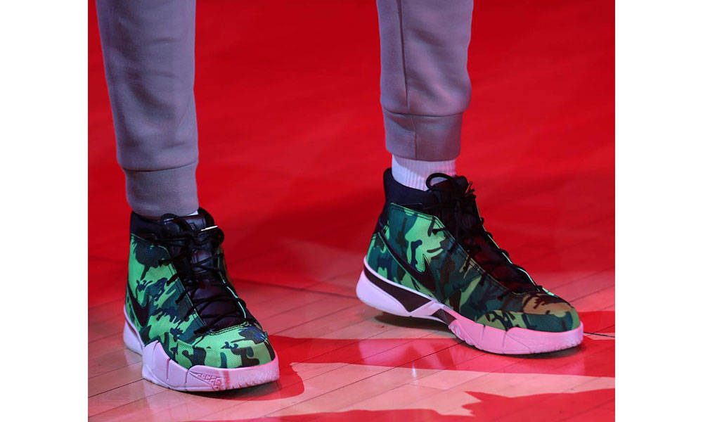 UNDEFEATED x Nike Kobe 1 还有新配色？