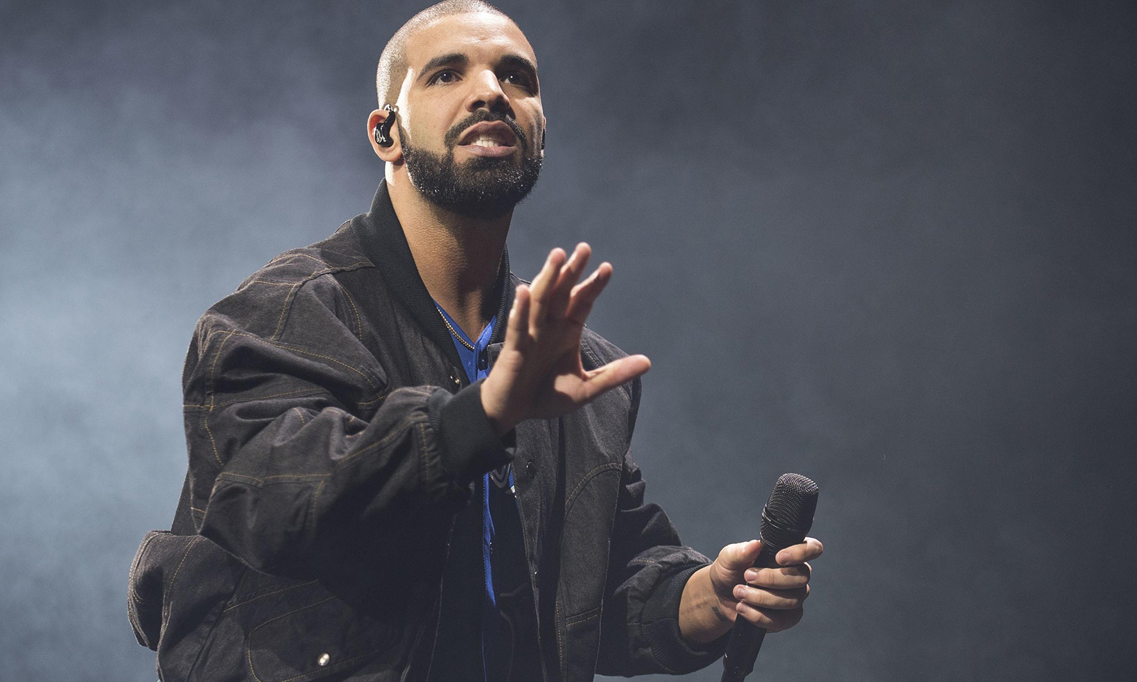 Drake 热单《God’s Plan》一周播放量突破一亿次