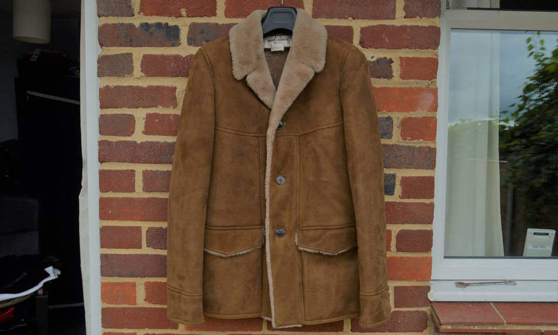 Hedi Slimane 特别定制的 Saint Laurent 夹克以 $11000 美元高价摆卖
