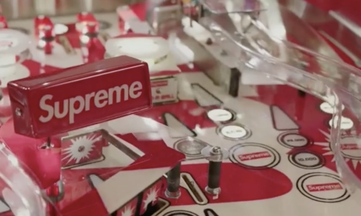 Supreme 2018 春夏即将发售一款弹珠机