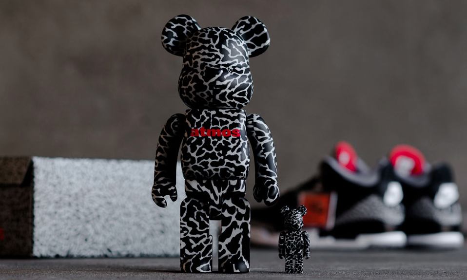 atmos 再次携手 MEDICOM TOY，打造爆裂纹 BE@RBRICK