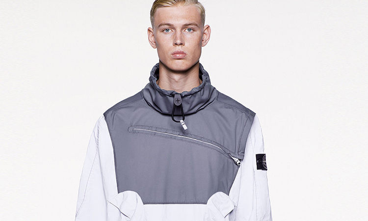 Stone Island 新系列主打 “创新反光织物” 材质