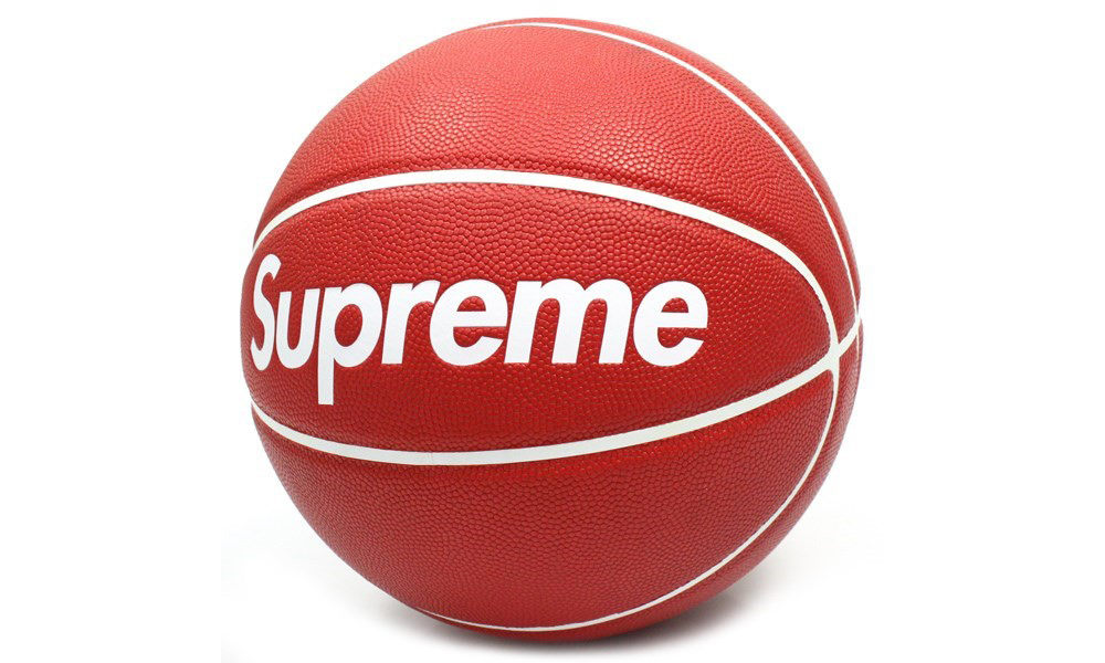 在这里，你或许能 “轻松” 买到 Supreme 稀有单品