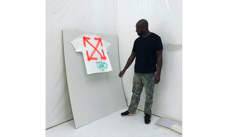 Virgil Abloh 为个展打造 Off-White™ x Champion 定制 T恤