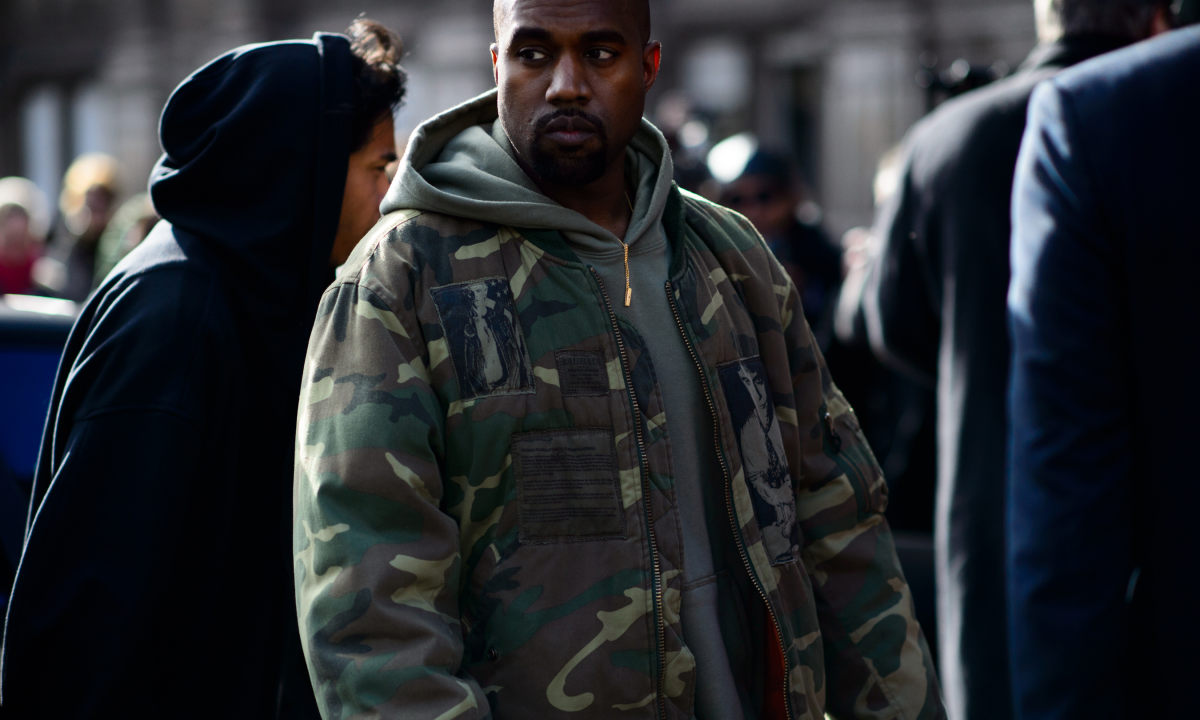 YEEZY 迷彩图案被起诉抄袭