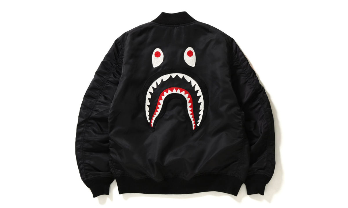 夏天也能穿夹克，BAPE® 推出 Summer Bomber